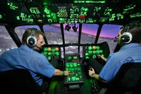 Тренажеры для обучения пилотов и водителей